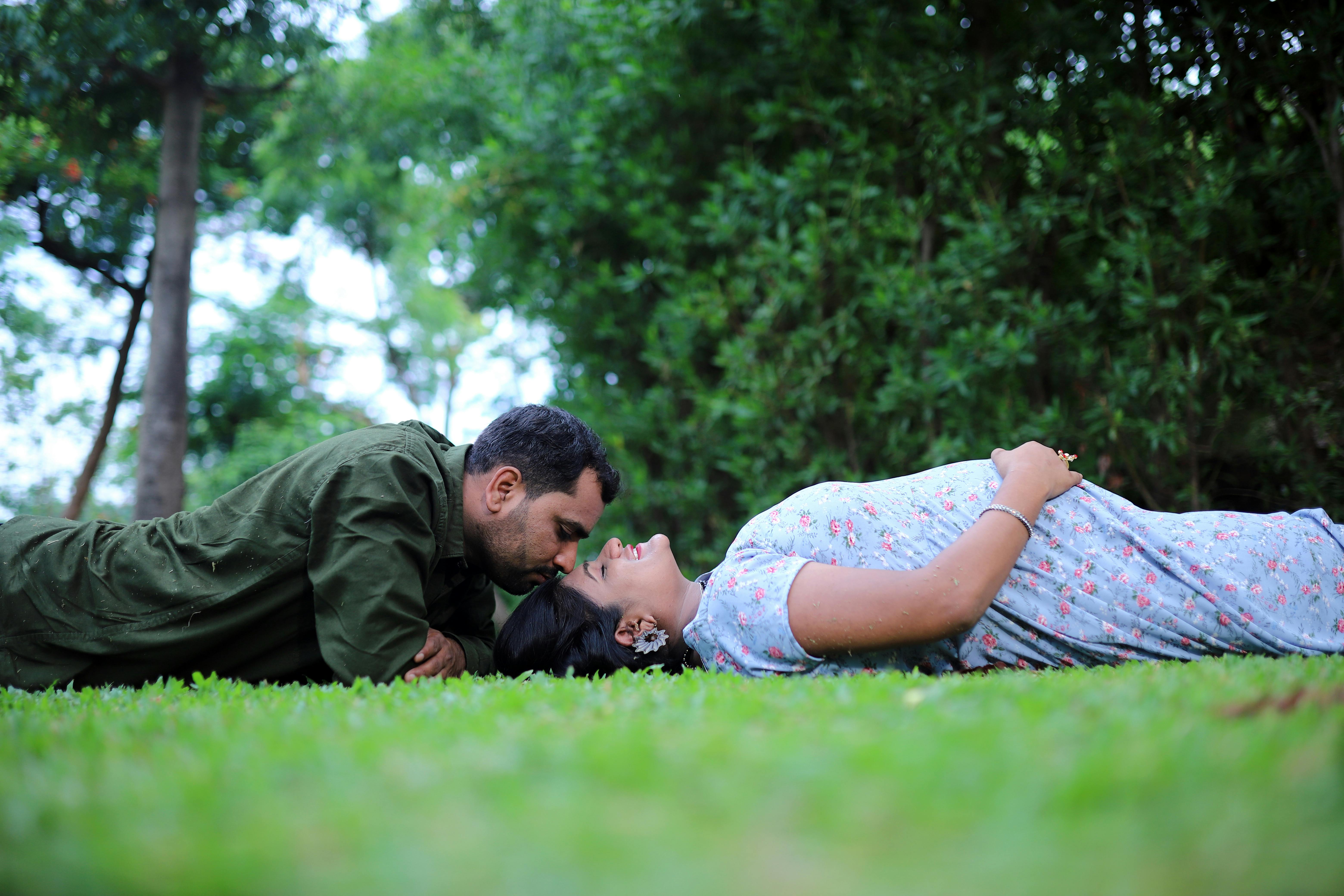 Pași pentru întreținerea gazonului în octombrie