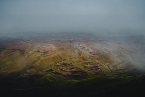Бесплатное стоковое фото с Аэрофотосъемка, зеленый пейзаж, на открытом воздухе