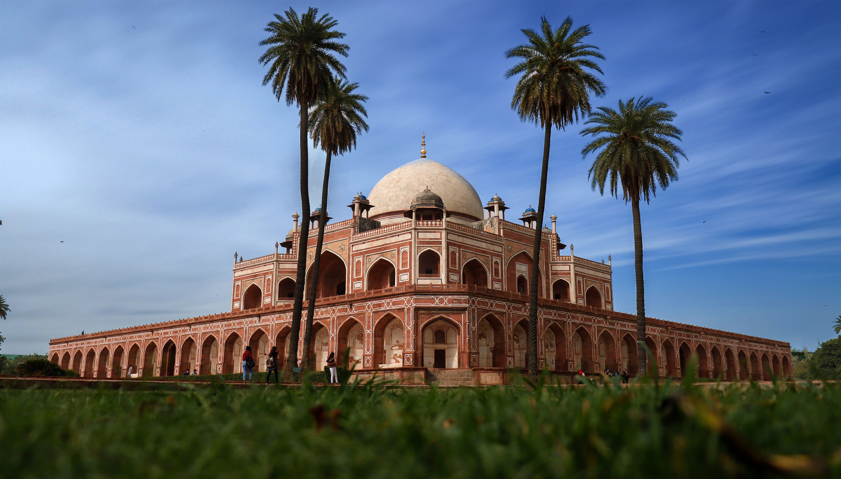 Facade of the Tomb of Safdar Jang in New Delhi, India · Free Stock Photo