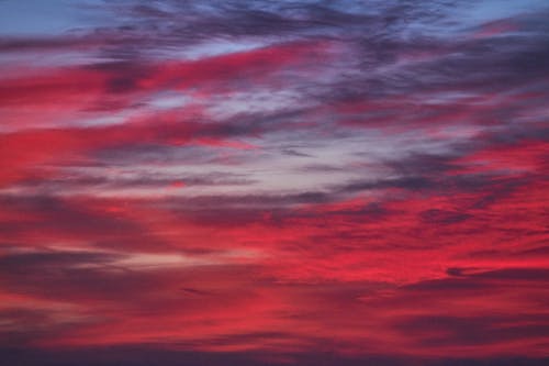 Kostenloses Stock Foto zu abend, langzeitbelichtung, Pinl-Wolken