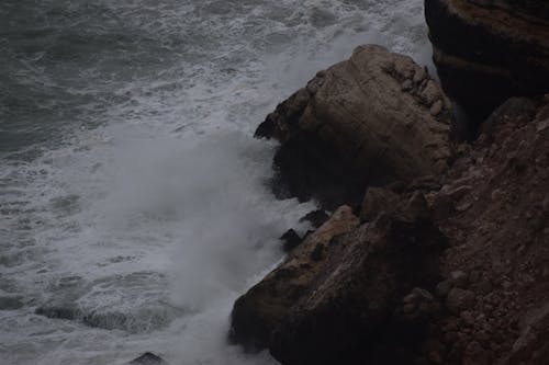 dalga, deniz, kayalar içeren Ücretsiz stok fotoğraf