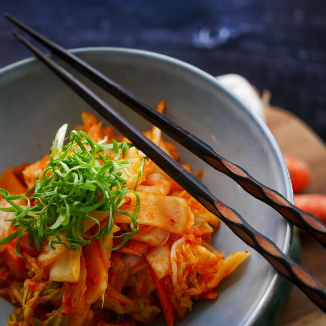 IMPA 17.37.51 - Korean Style Tableware
