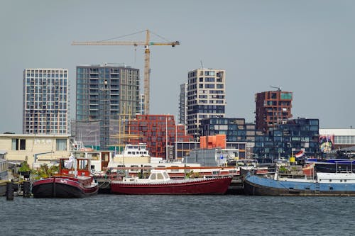 amsterdam, binalar, deniz araçları içeren Ücretsiz stok fotoğraf