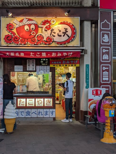 Best Street Food in Osaka Takoyaki, Okonomiyaki, and More Best Street Food in Osaka Takoyaki, Okonomiyaki, and More
