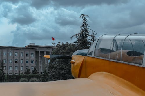 Gratis arkivbilde med klassisk, militærfly, propellfly