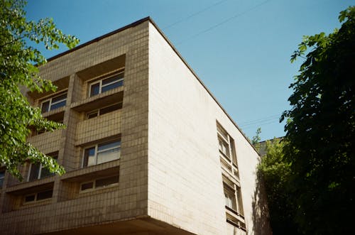 Základová fotografie zdarma na téma 35mm, exteriér budovy, fasáda