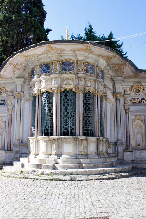 Free A richly decorated historical building with marble facade and intricate designs, perfect for architectural themes. Stock Photo