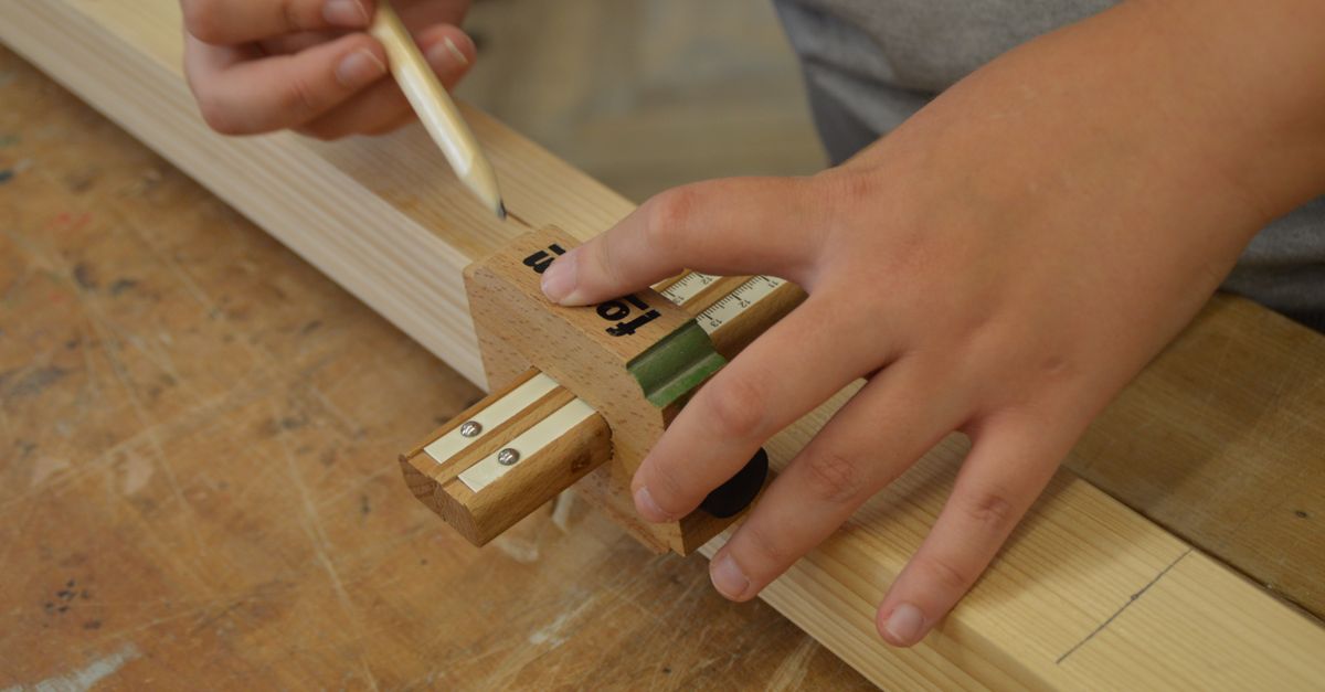Come Costruire una Scaffalatura Fai Da Te in Pochi Passi