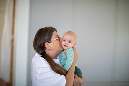 Fotos de stock gratuitas de abuelita, adorable, adulto