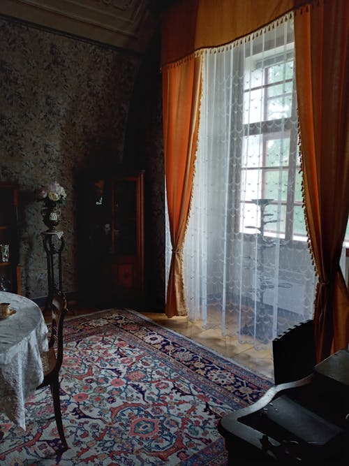 Foto stok gratis gorden, interior rumah, karpet