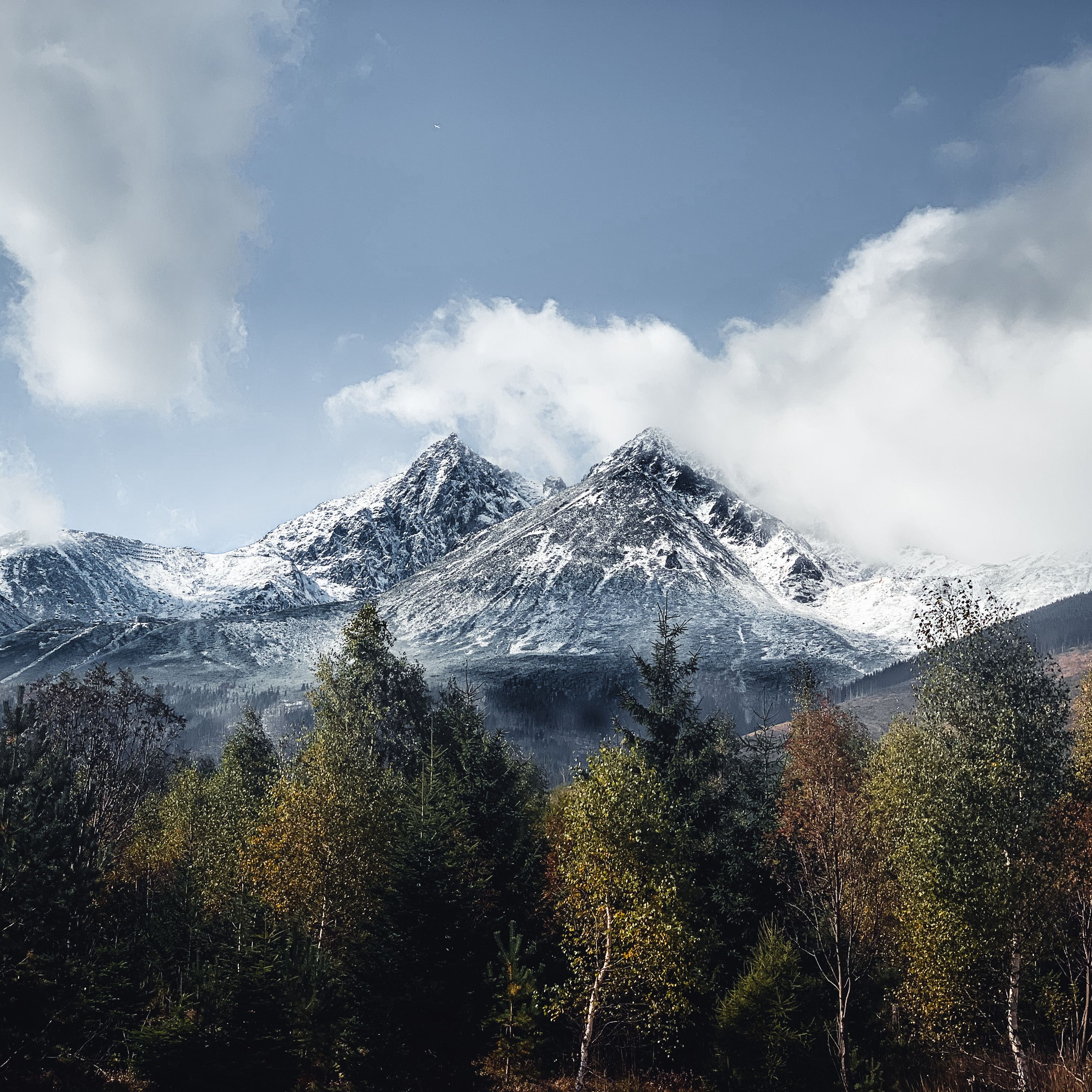 mighty-mountains-147-photos-videos-collected-by-lisa-fotios