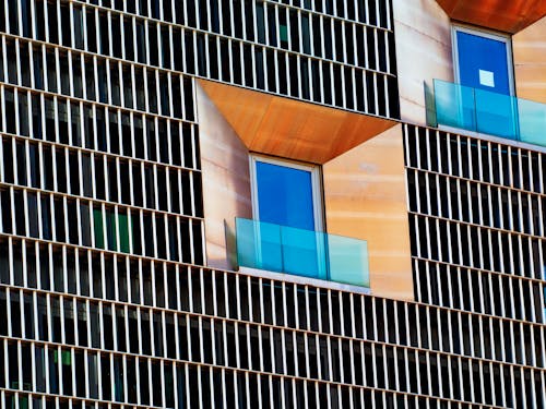 Fotobanka s bezplatnými fotkami na tému balkóny, exteriér budovy, fasáda