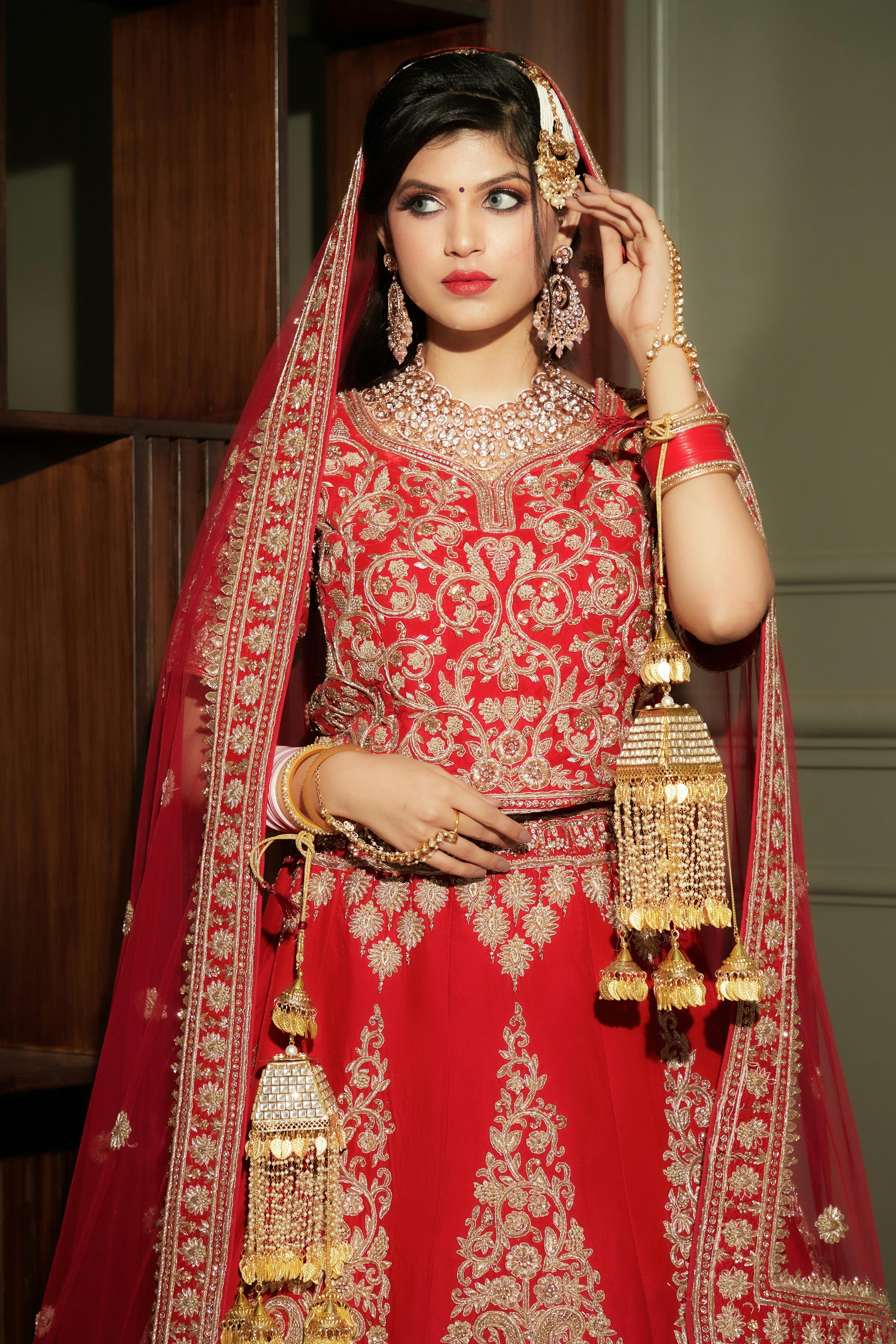 Make These Stunning Lehenga Images(HD) The Inspiration You Need