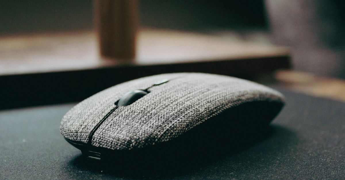 Close-Up Photo of a Computer Mouse · Free Stock Photo