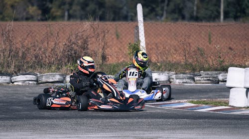 Ilmainen kuvapankkikuva tunnisteilla ajoneuvo, ihmiset, karting