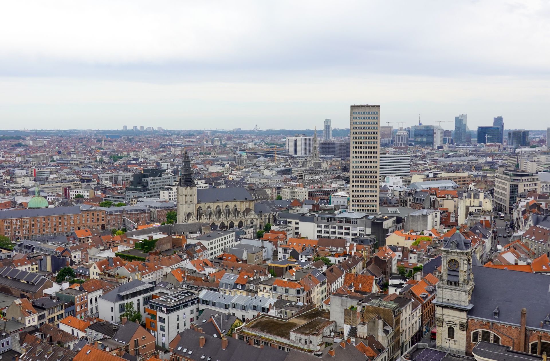 Distrito financiero y barrio europeo de Bruselas al atardecer