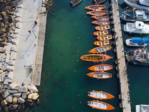 Бесплатное стоковое фото с Аэрофотосъемка, лодки, пирс