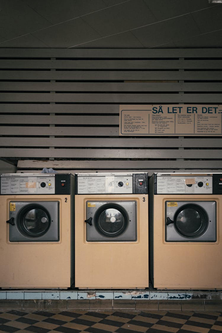 Laundry Service Washing Machines