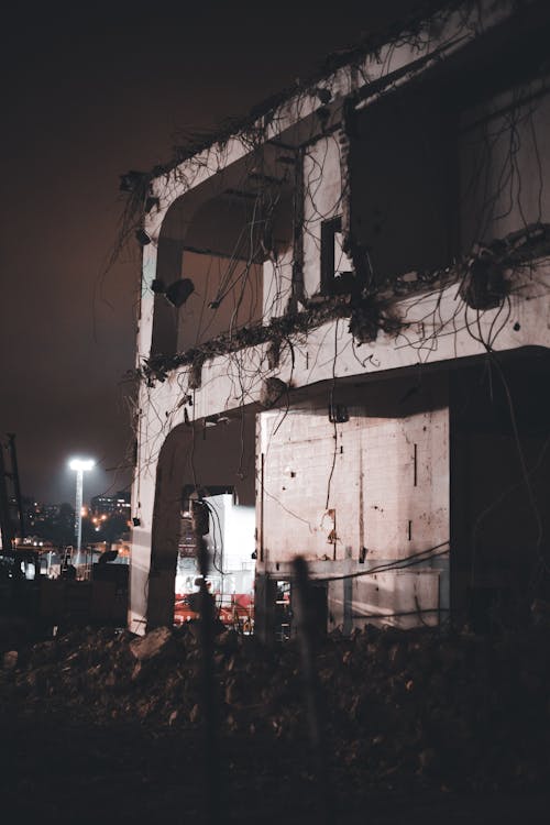 Foto profissional grátis de abandonado, arquitetura, arrasado