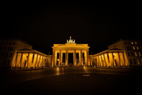 Free Brandenburg Gate at Night Stock Photo