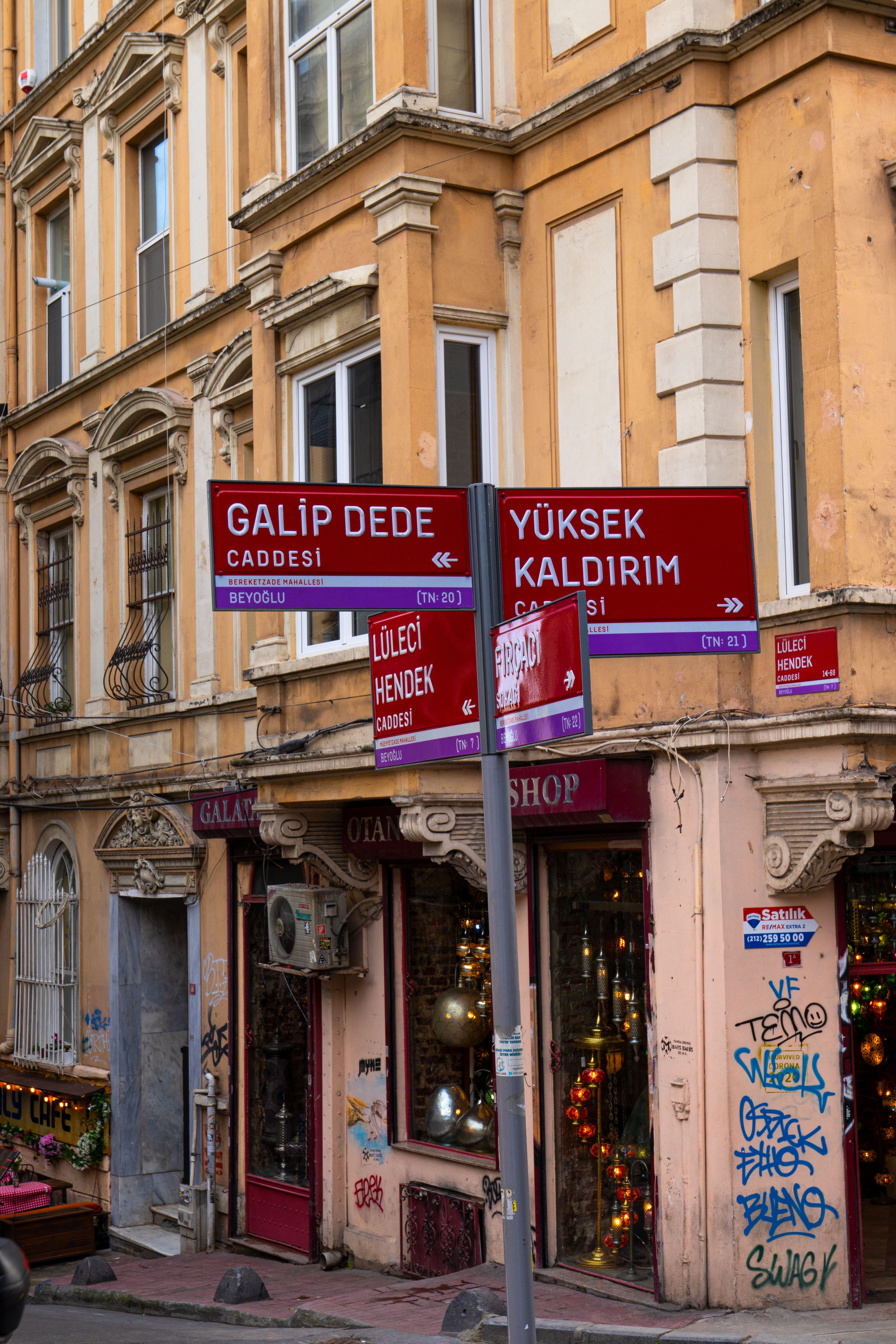 Street corner with Galip Dede Caddesi signs and historic architecture in Beyoğlu, İstanbul.