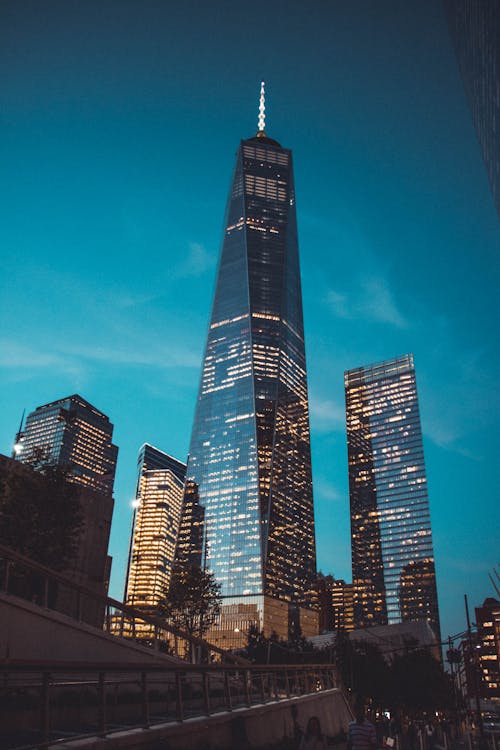 Photo of a 1 World Trade Center in New York, the United States of America at Night