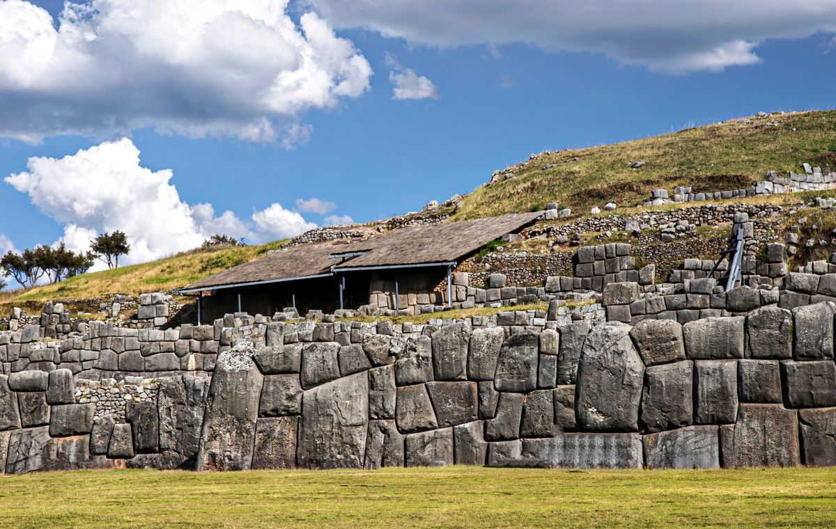 Muros de Sacsayhuamán