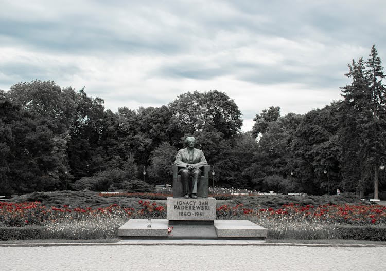 Monument Of Ignacy Jan Paderewski 