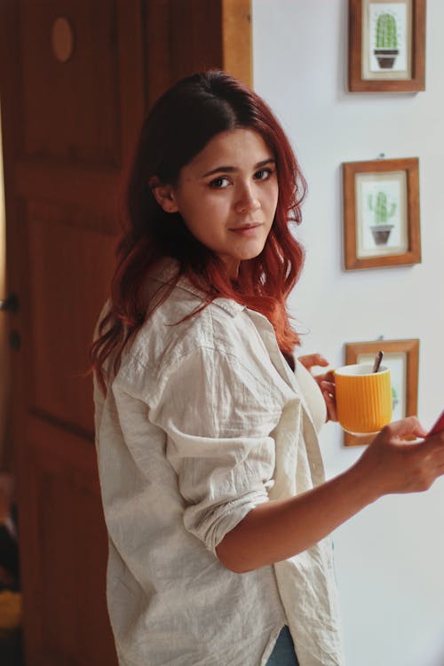 Fotos de stock gratuitas de beber, café, mirando