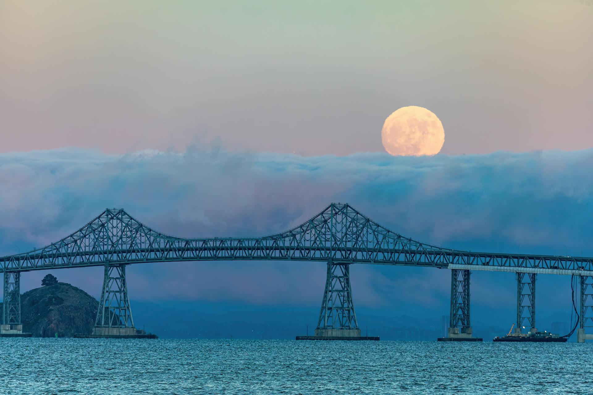Scenic View of Richmond San Rafael Bridge in California