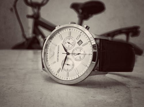 đồng Hồ Chronograph Tròn Có Dây đeo Màu đen