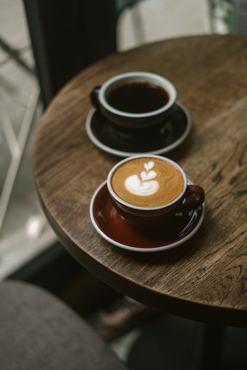 Foto profissional grátis de café, café com leite, café espresso