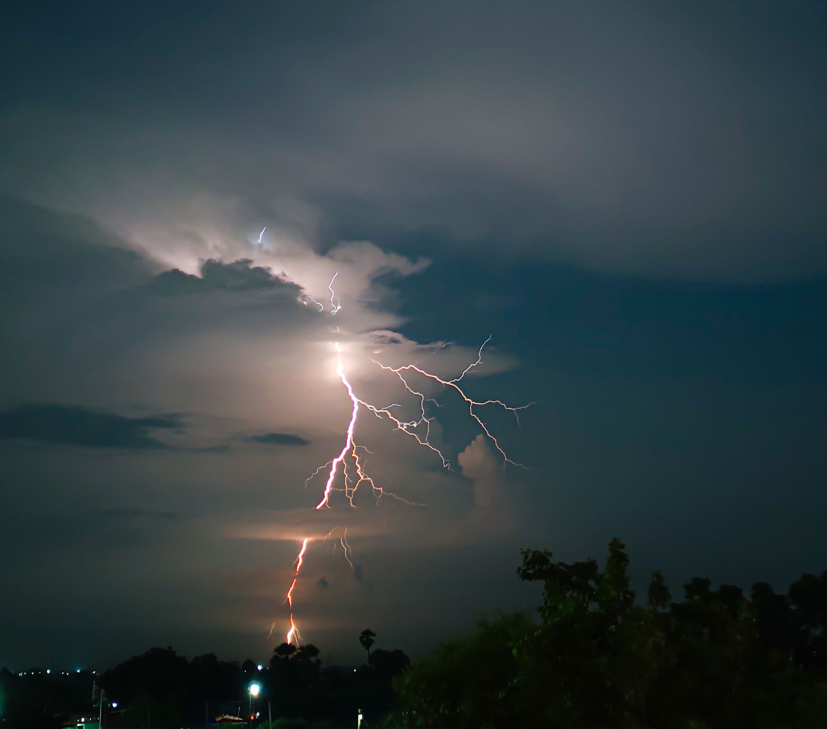 Lightning Strike on the Sky during Night Time · Free Stock Photo