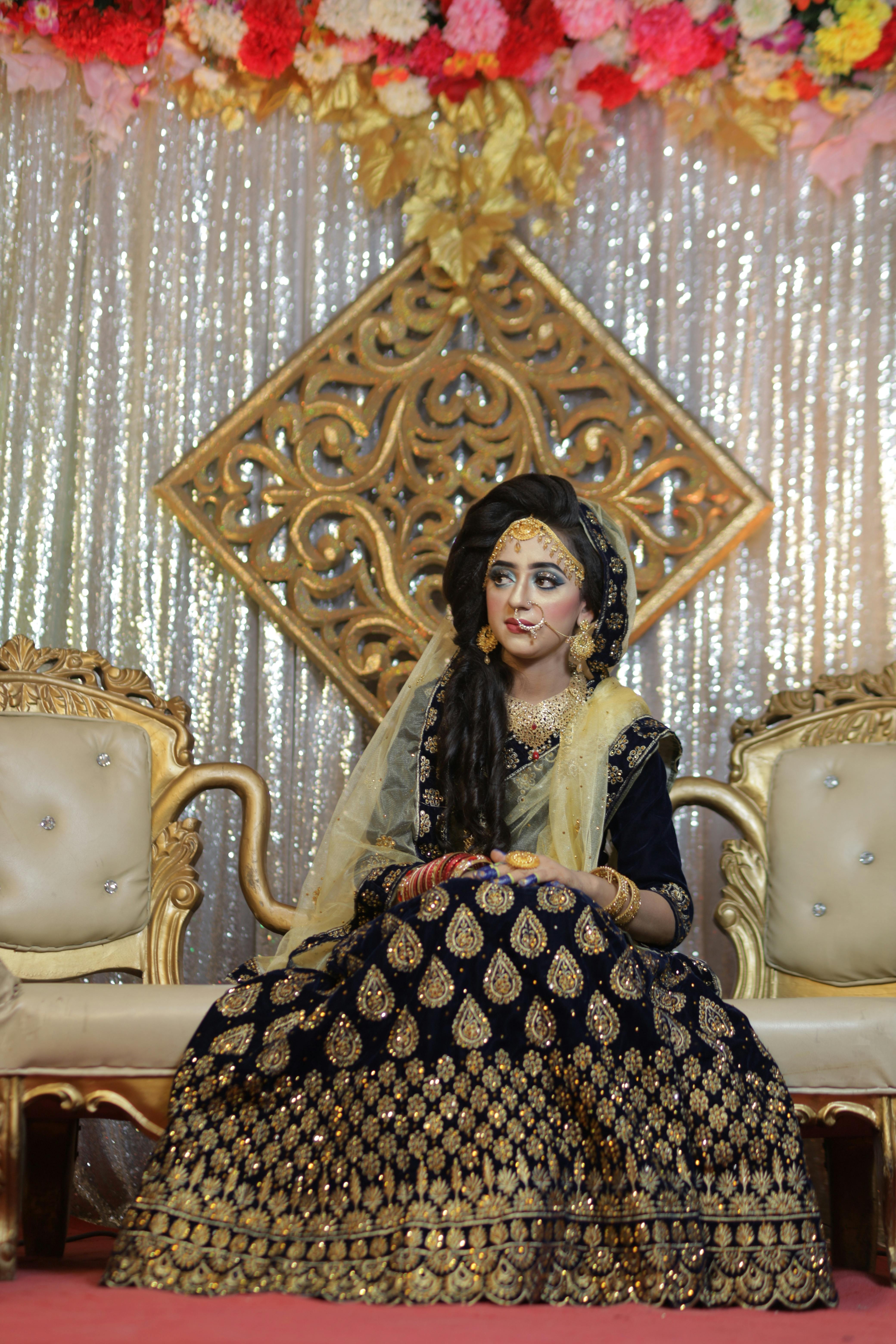 Pin by Amazi jewels on Photography | Couple wedding dress, Bridal suits  punjabi, Lengha bridal