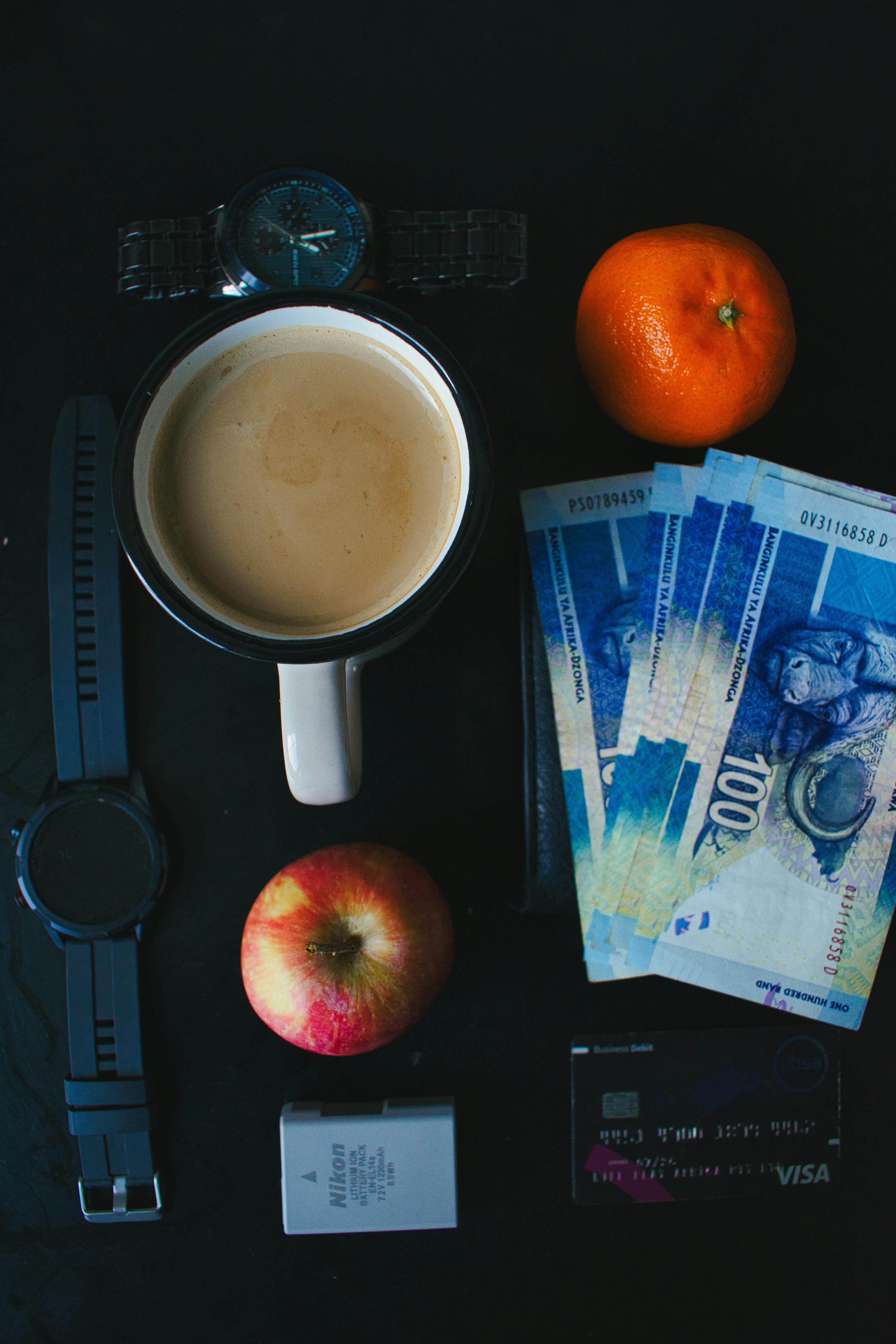 Ubisoft Panique, Apple Surprend, et L'Europe Fait sans Visa