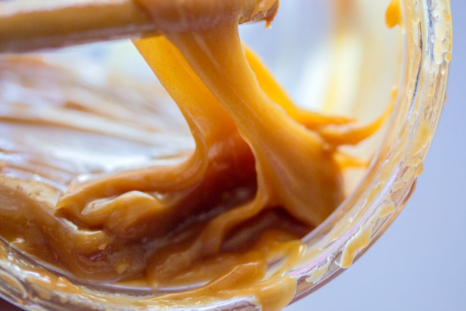Caramel: From Wet to Dry Methods