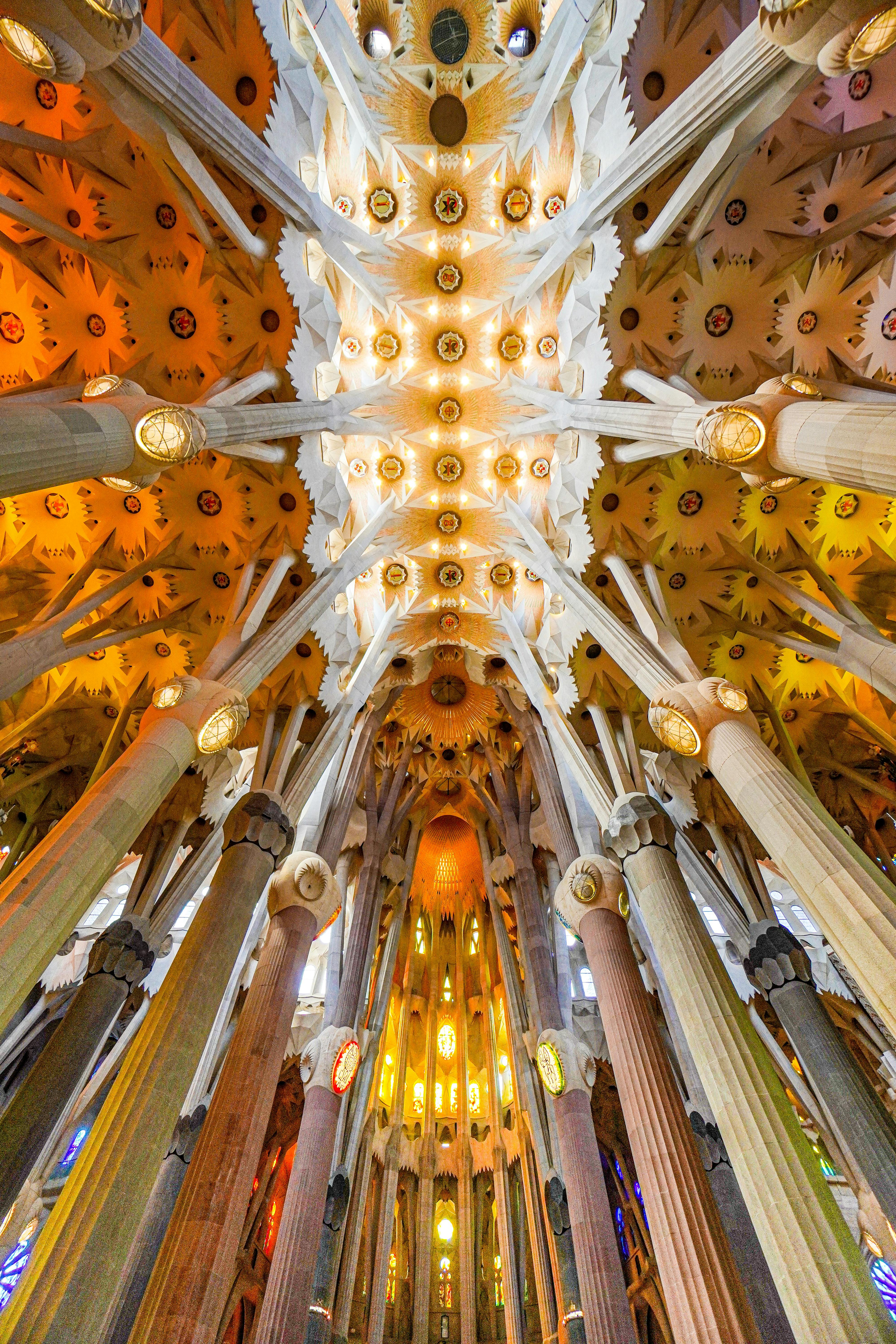 aisle of sagrada familia