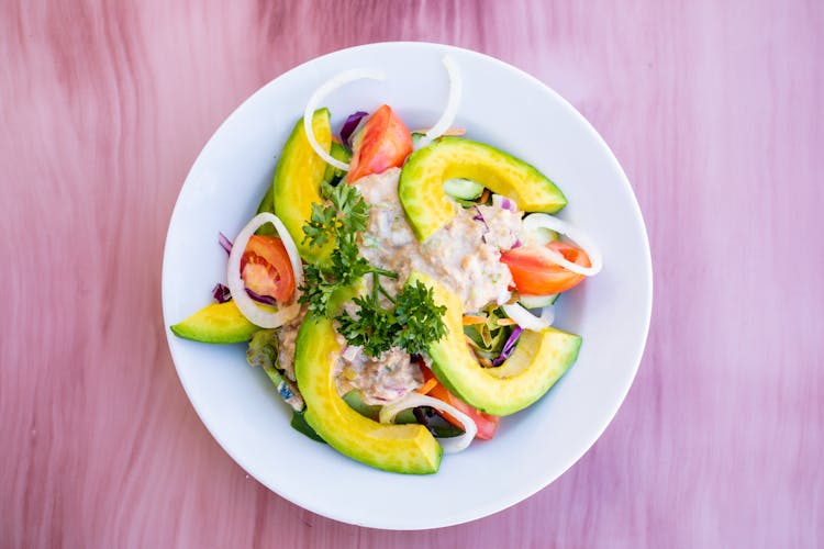 Avocado And Tomato Salad