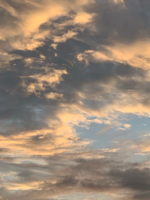 Free A mesmerizing cloudscape with dramatic lighting at twilight, captured in GA, United States. Stock Photo