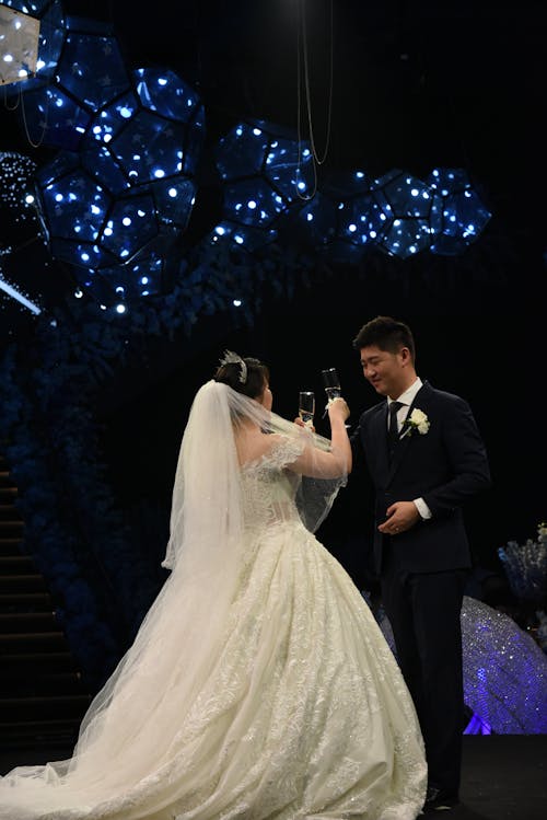 Kostnadsfri bild av asiatiskt par, bröllop, Brud och brudgum