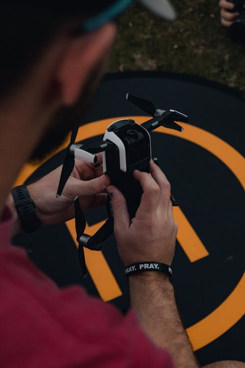 Fotobanka s bezplatnými fotkami na tému cez rameno, dômyselný prístroj, dron