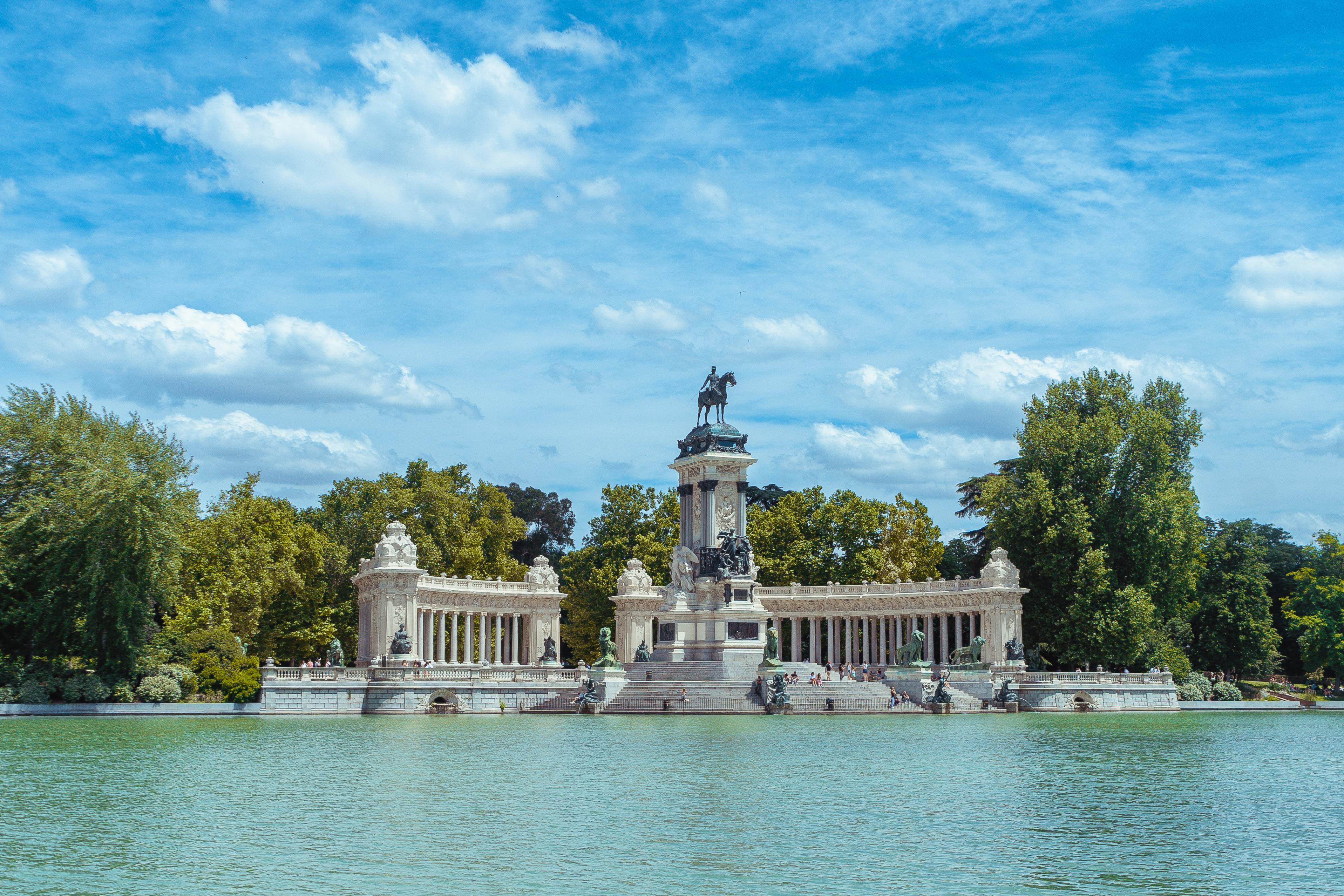 The “Parque del Retiro” Park