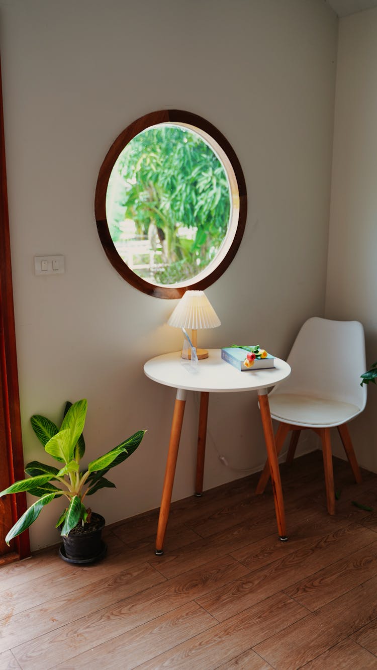 Modern Style Interior With A Circular Window