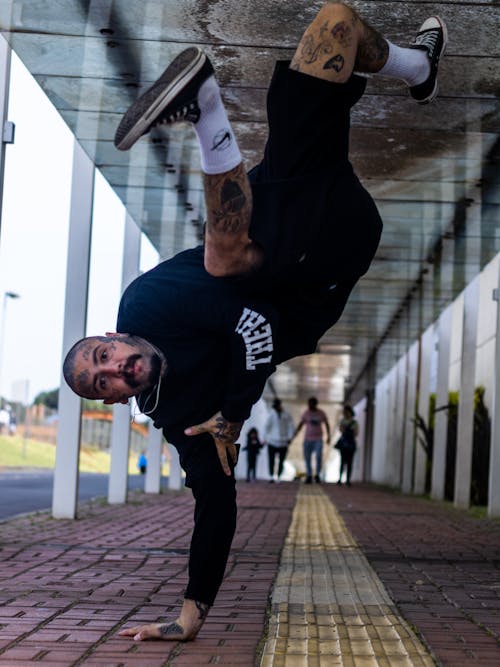 Gratis stockfoto met b-boying, balans, dansen