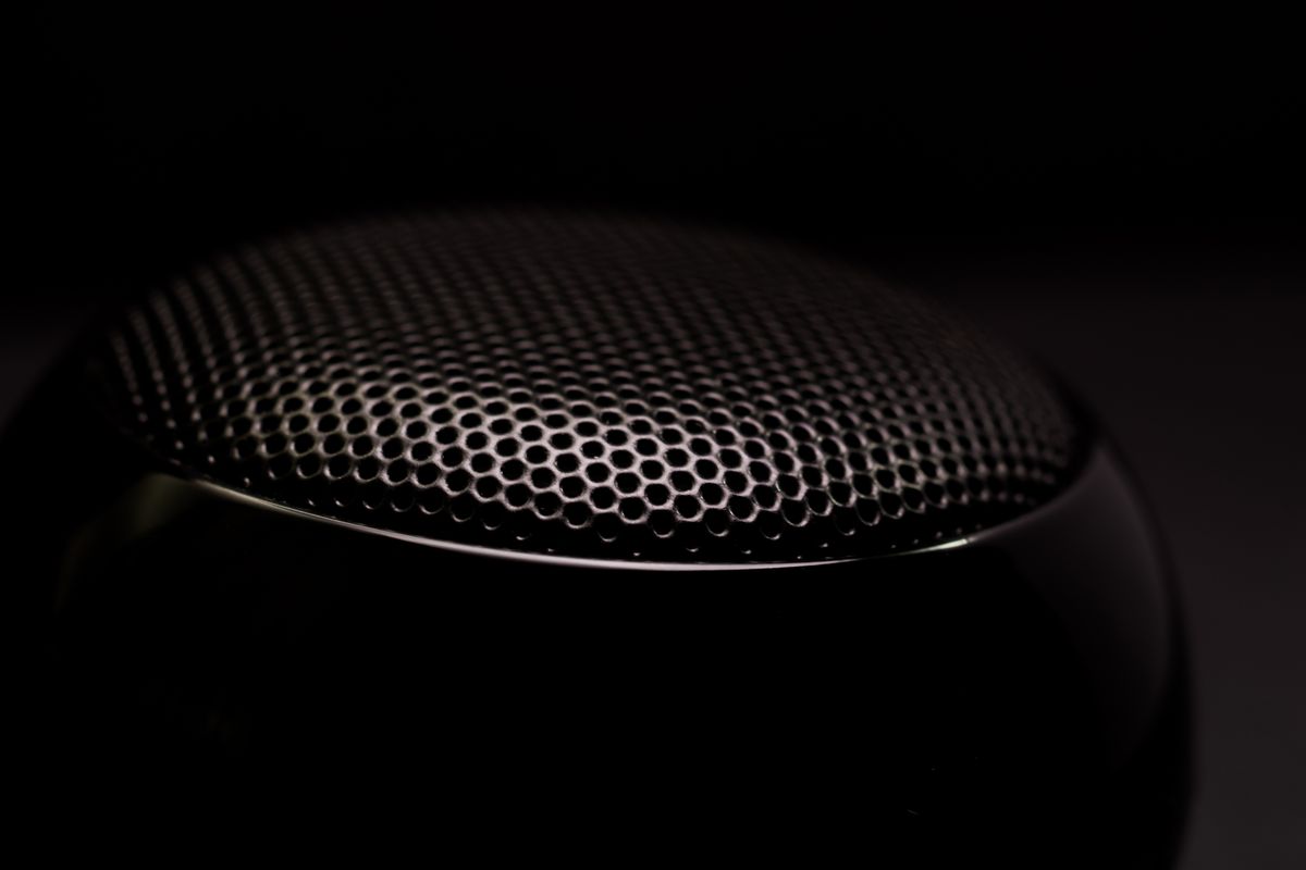 Enceinte de soirée 240 W avec micro sans fil