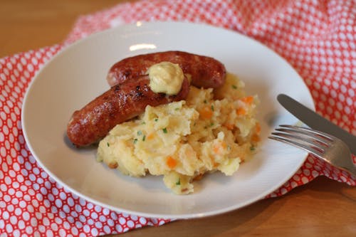 Wurst Und Ei Auf Teller