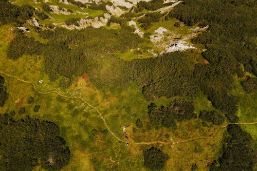 Darmowe zdjęcie z galerii z fotografia lotnicza, góra, krajobraz