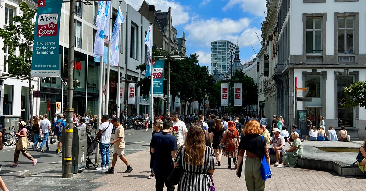 Ciudades industriales que renacieron con innovación y diversificación tras la crisis sectorial Ciudades industriales que renacieron con innovación y diversificación tras la crisis sectorial