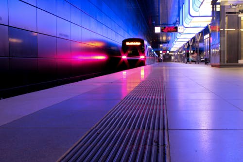 คลังภาพถ่ายฟรี ของ hafencity, รถไฟใต้ดิน, สว่าง