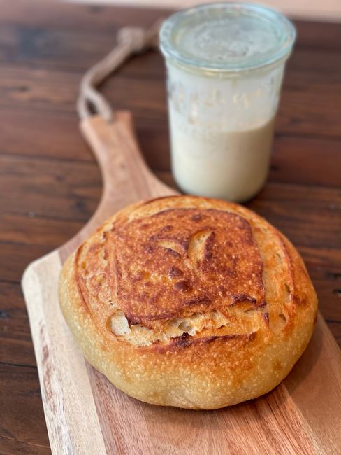 Start a sourdough starter using Chad Robertson's method